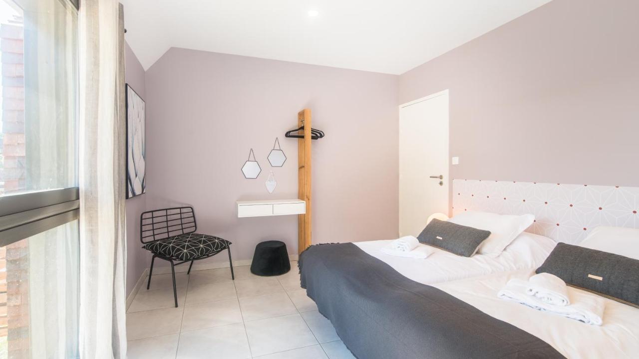 Villa Spacieuse Avec Jacuzzi Privatif Sarlat-la-Canéda Buitenkant foto